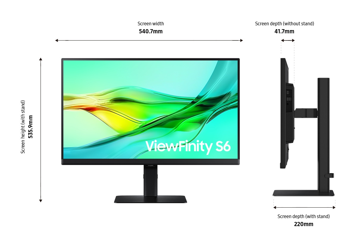 Abmessung des 24-inch Samsung ViewFinity S60UD (713,9 x 585 x 220 mm) mit schwarzem Standfuss und einer Bildschirmtiefe von 41,8 mm ohne Standfuss. 