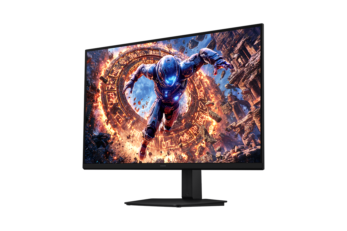 Ansicht des Samsung Odyssey G8 von vorne rechts. Auf dem Bildschirm ist eine Figur zu sehen, die aus einem Portal tritt.