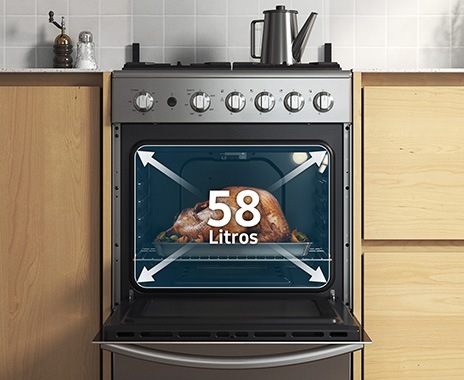 Prepara muchos más platos y de mayor tamaño con un horno de gran capacidad de 70 litros