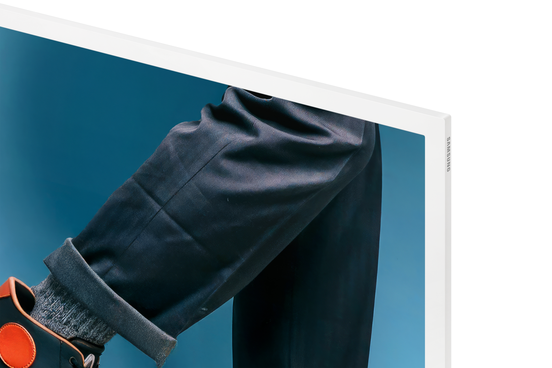 [détá~íl Wh~íté]