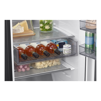 Tall One Door RI80H/24 AI precise cooling 387L Detail-Multi-tray Black 