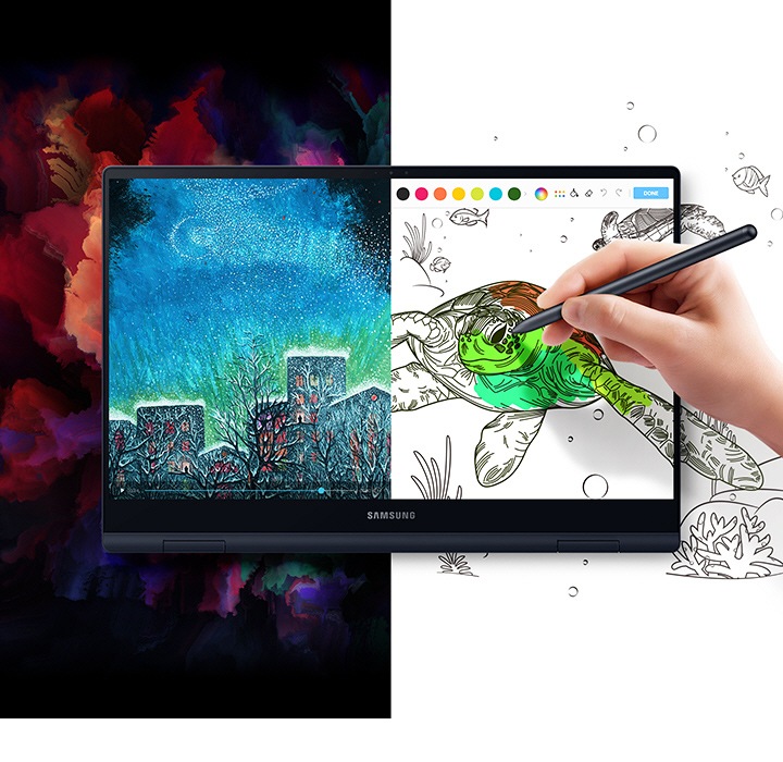 Ein zweigeteiltes Display, das auf der einen Seite ein künstlerisches Gemälde mit Gebäuden und Bäumen vor blauem Hintergrund zeigt, auf der rechten Seite eine Schildkrötenzeichnung, die von einer Hand mit S Pen koloriert wird.