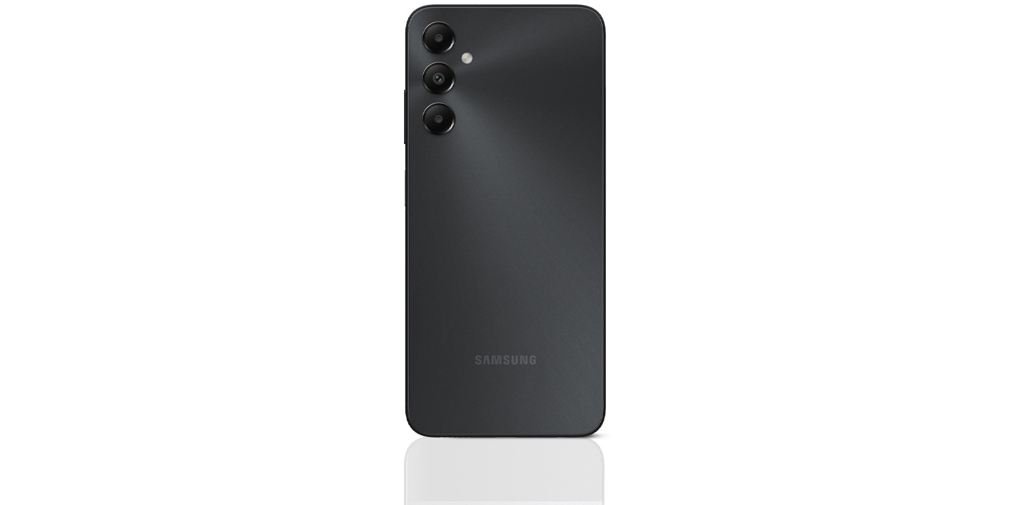 Es werden mehrere Geräte des Galaxy A05s gezeigt, um ihre Farboptionen zu präsentieren.