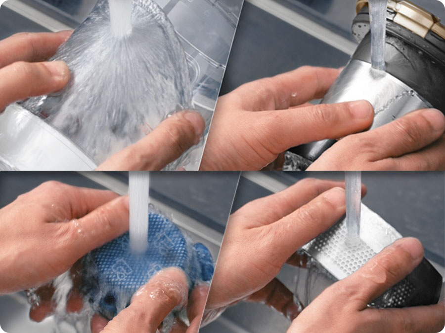 Cele 4 componente ale unui coș de gunoi Besoke Jet Plus se spală manual sub robinet. Cele 4 părți sunt recipientul de praf, ciclonul, microfiltrul și filtrul de praf fin.