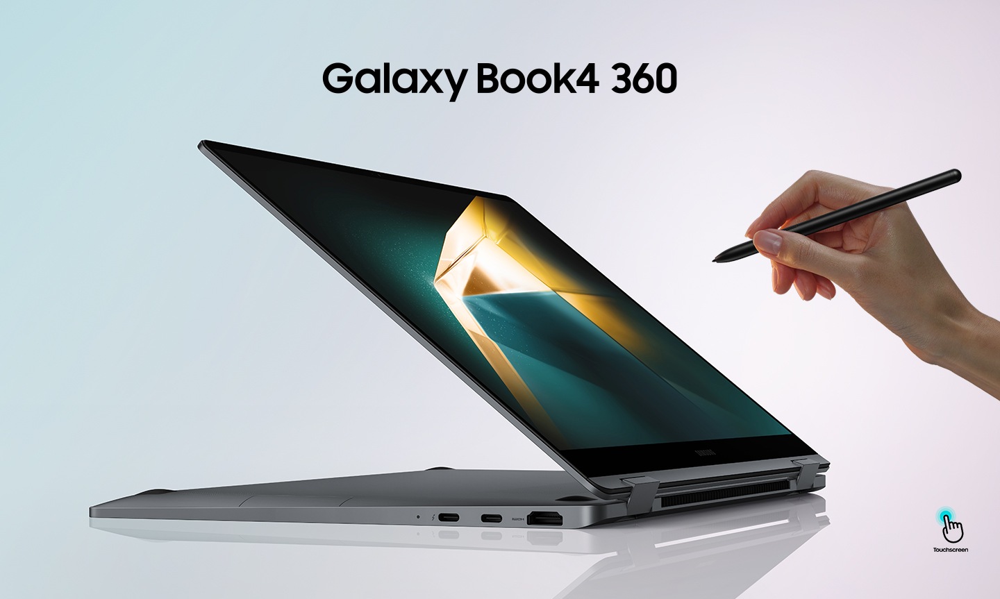 Das Galaxy Book4 360 in Silver ist fast ganz nach hinten geklappt, mit Blick nach rechts, mit einem dunkelgrünen und gelben Hintergrundbild auf dem Bildschirm und einer Person, die den S Pen auf den Bildschirm richtet. Das Touchscreen-Symbol wird angezeigt.