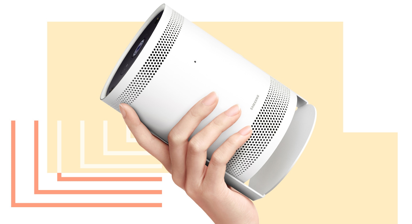 Entdecke The Freestyle. Dieser smarte Projektor ist so kompakt und mobil, dass du ihn leicht fast überallhin mitnehmen kannst. 