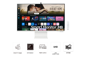 Vorderseite des Samsung Smart Monitor M80D. Der Bildschirm zeigt Smart TV-Apps, eine Slimfit-Kamera, die Fernbedienung und vier Symbole für die Funktionen der Smart TV-Apps, des AI-Prozessors, UHD und des IoT-Hubs. 