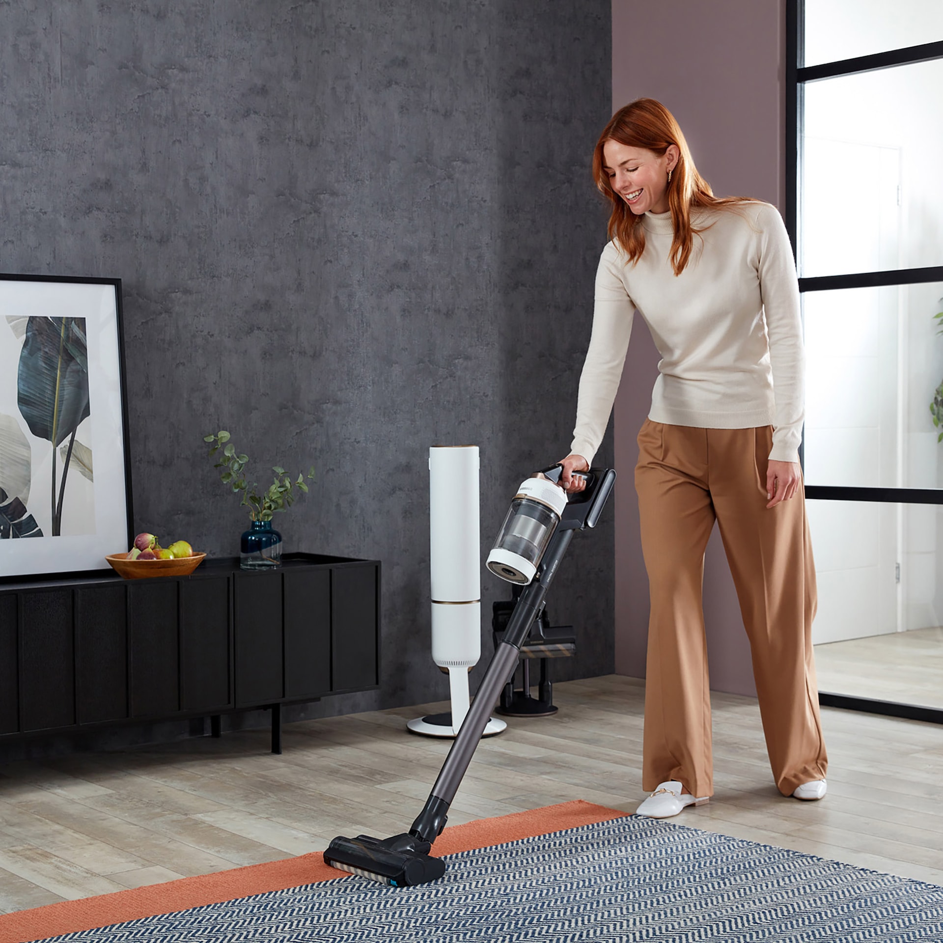 jet-station-with-body-r-perspective1 White