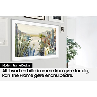 TV'et The Frame er monteret på en væg, og dets moderne rammedesign passer perfekt ind i indretningen blandt de andre billedrammer på væggen.