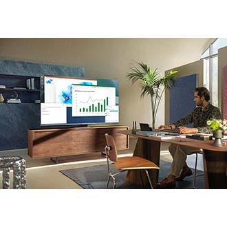 Ved hjælp af PC on TV kan du se dine dokumenter på Samsung QLED QN800A, så du kan arbejde hjemmefra