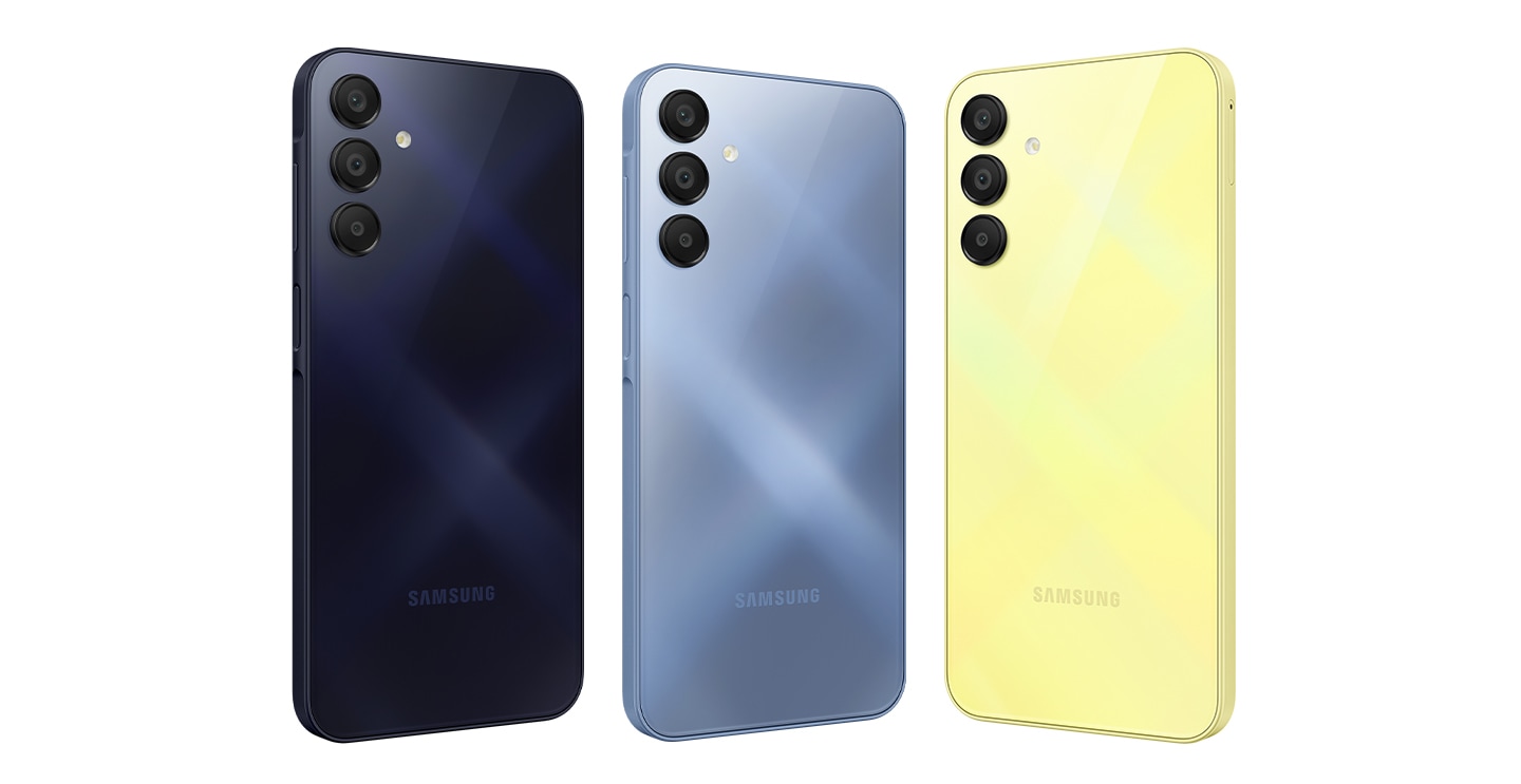 Aparecen tres dispositivos Galaxy, todos mostrando la parte trasera. El color de los dispositivos es, de izquierda a derecha, Negro, Azul y Amarillo.