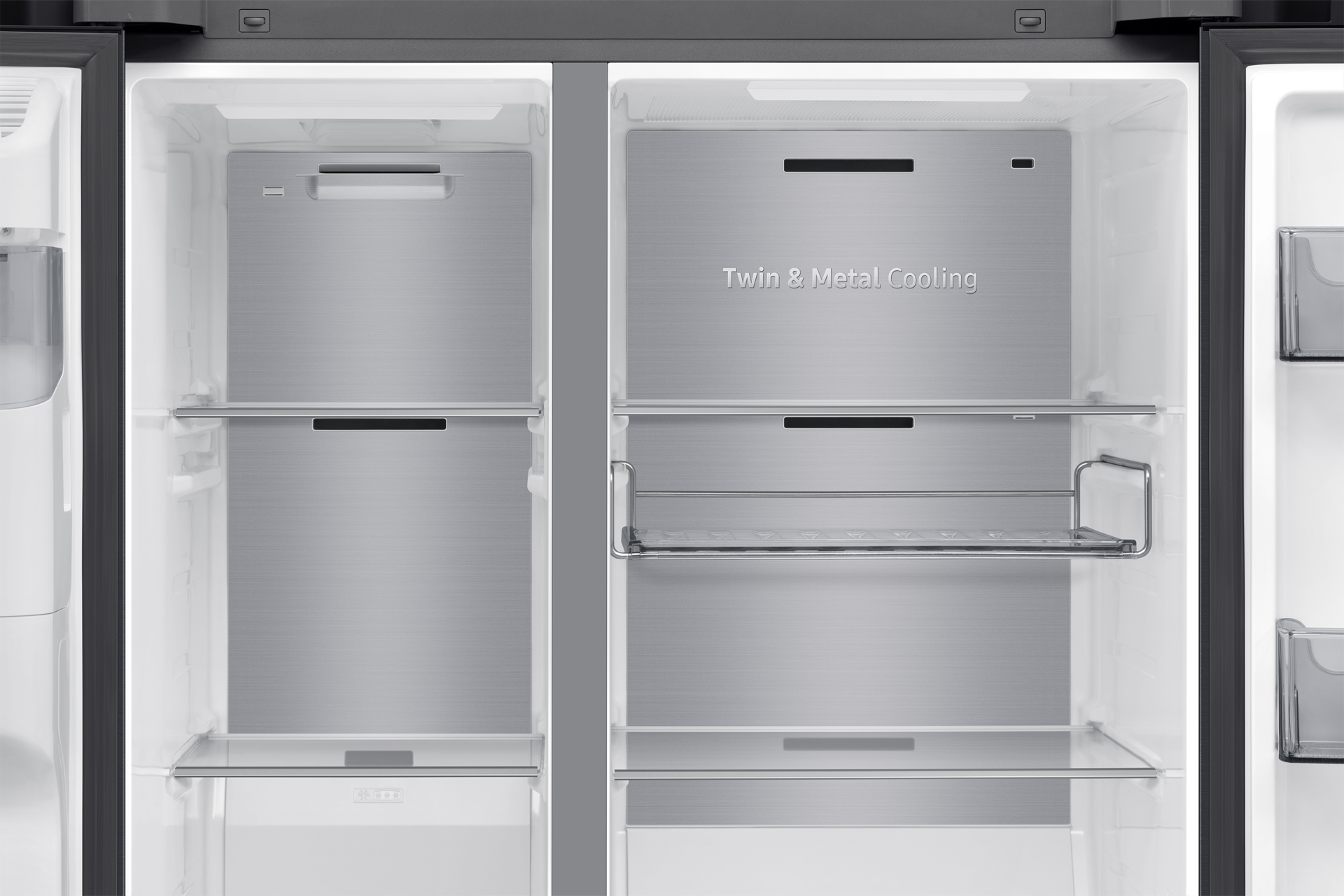 Frigorífico Americano Bespoke AI Family Hub™ 178.5cm 614L Clase E Grafito RS90F66BEFEF Detail-Metal-Cooling Black Doi 