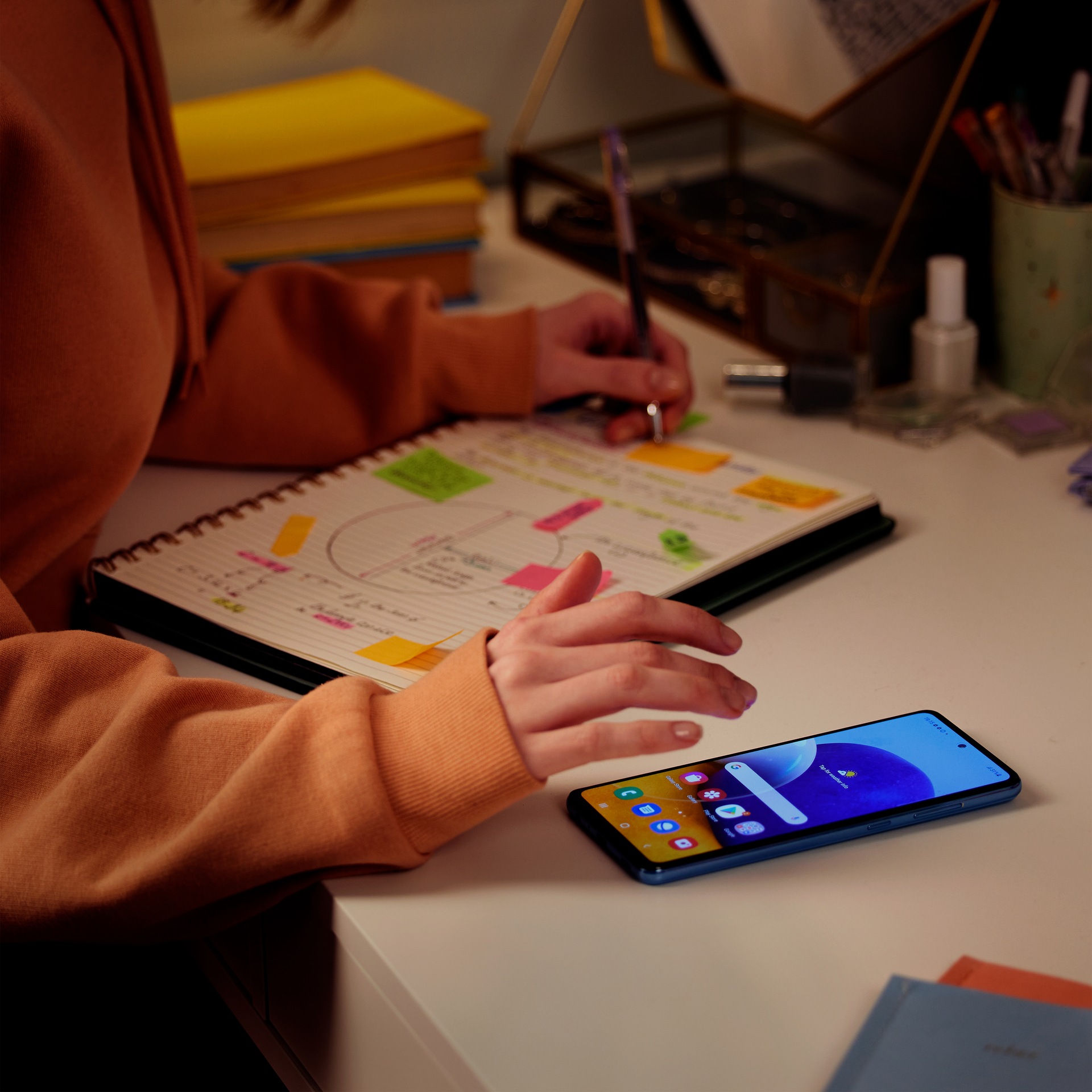 l-side Awesome Black