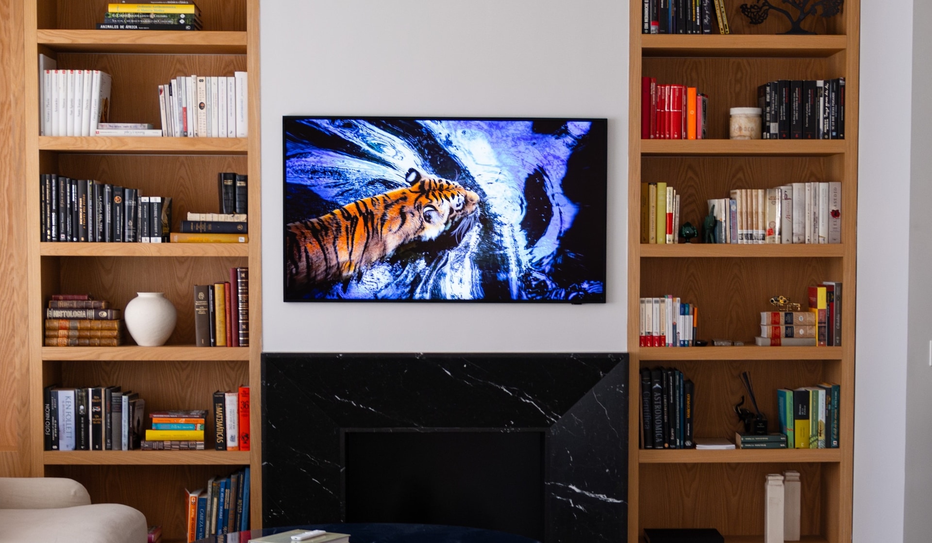 43'' The Frame LS03HE 4K Samsung Vision AI Smart TV (2026) Black