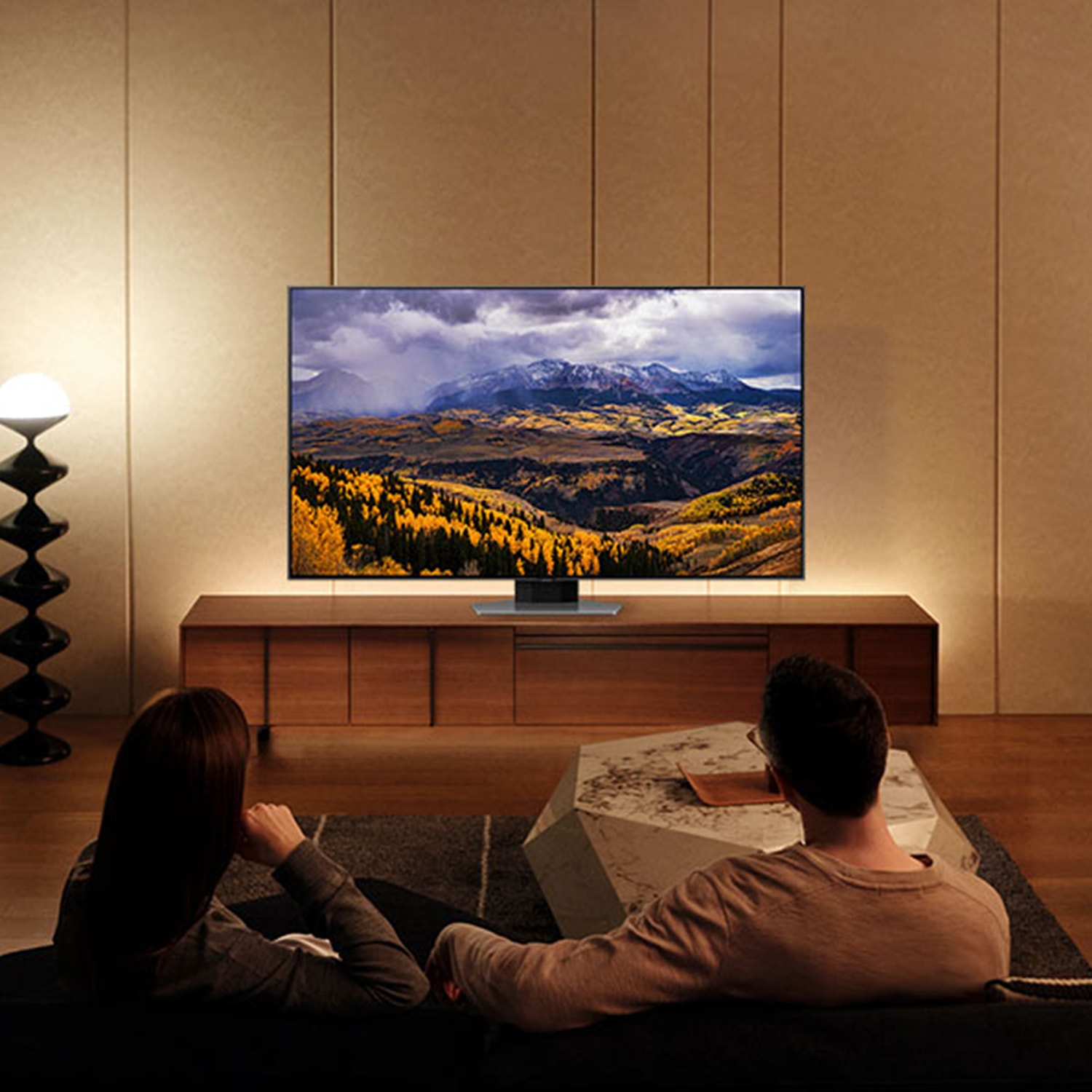 Televisor Samsung Q80C QLED 98 4K, Disfruta de una experiencia visual  excepcional