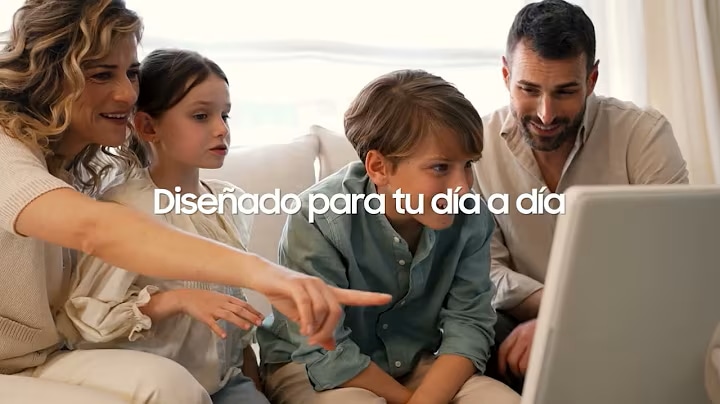 Muevelo donde quieras, montalo y sientáte a disfrutar. Así es nuestro televisor The Movinstyle.
