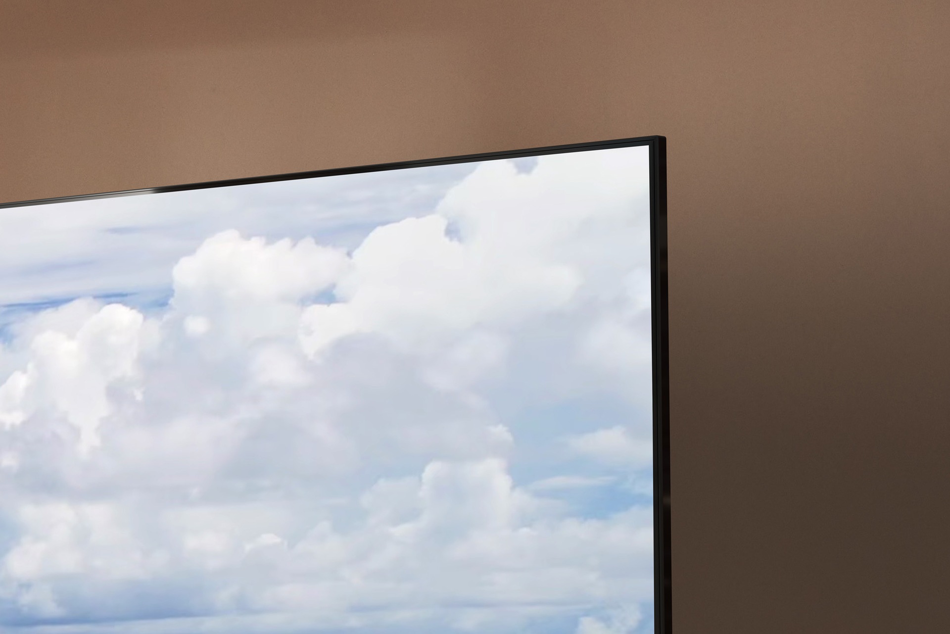Neo QLED QN95B TV Lifestyle Feature Image 4