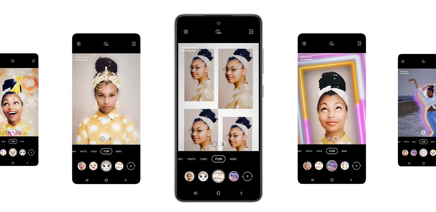 2. Le Galaxy A52s 5G vu de face. De chaque côté du téléphone se trouvent quatre représentations totales de l'écran. Sur chaque écran, l'option du mode Fun sélectionnée dans l'application Appareil photo s'affiche, et montre les cinq différents objectifs disponibles. De gauche à droite : Happy Birthday, Golden Crown, White Frame, Neon Frame et Neon Body. Dans le téléphone au centre, nous voyons une femme prenant un selfie et utilisant l'objectif Snapchat White Frame, qui montre son selfie quatre fois dans un design modulaire avec un cadre blanc entourant les quatre photos.