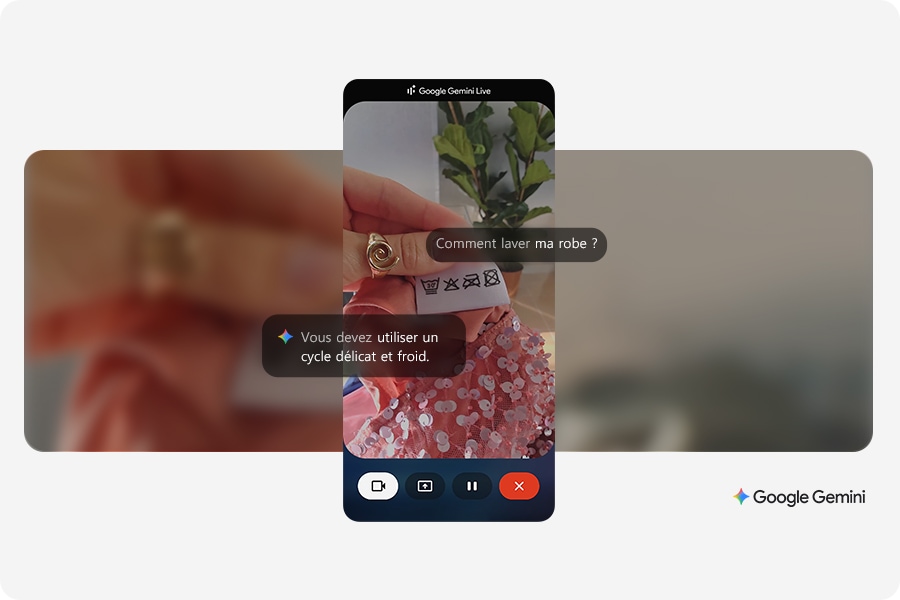 Google Gemini Live est actif et l’utilisateur recherche des conseils de lavage pour sa robe. Grâce à la caméra, l’écran affiche l’étiquette d’entretien, mettant en évidence les symboles de lavage. Le logo Google Gemini est en bas.