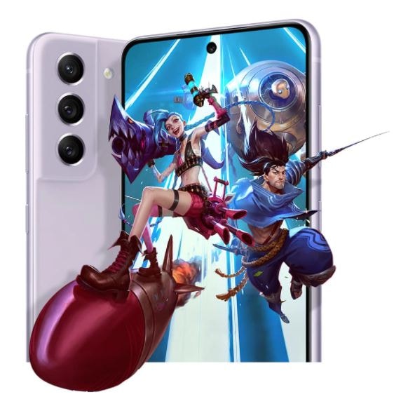 O Galaxy S21 Fe 5G visto de frente com uma animação de jogo saindo da tela para demonstrar a experiência imersiva