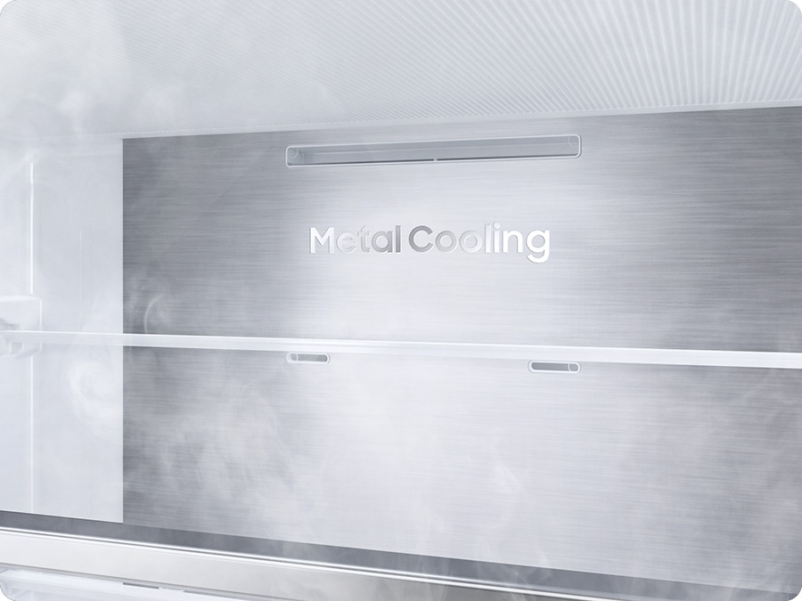 Cold air is coming out of the Metal Cooling panel of RB6000D.