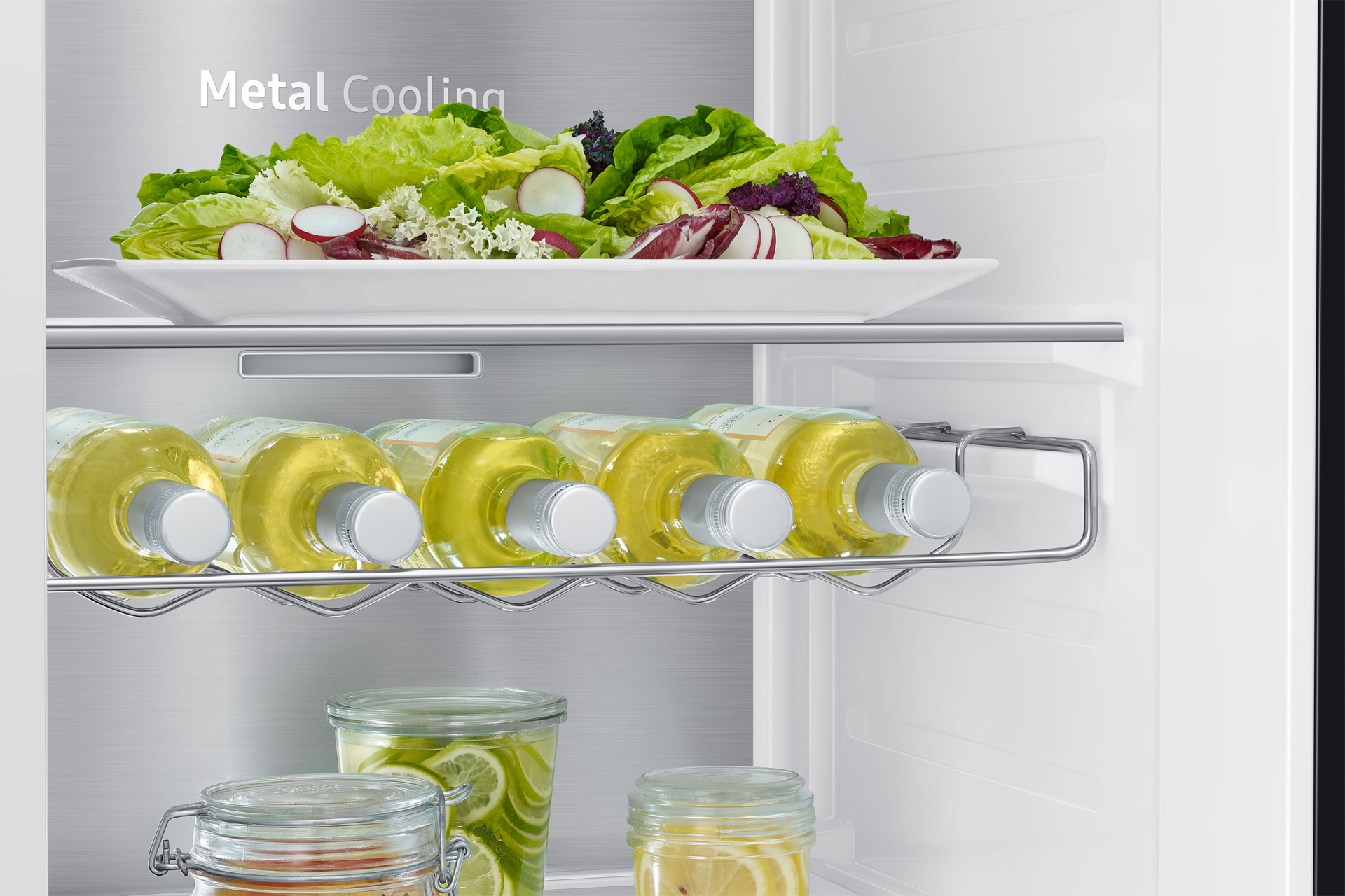 detail2-wine-rack-with-wine Black