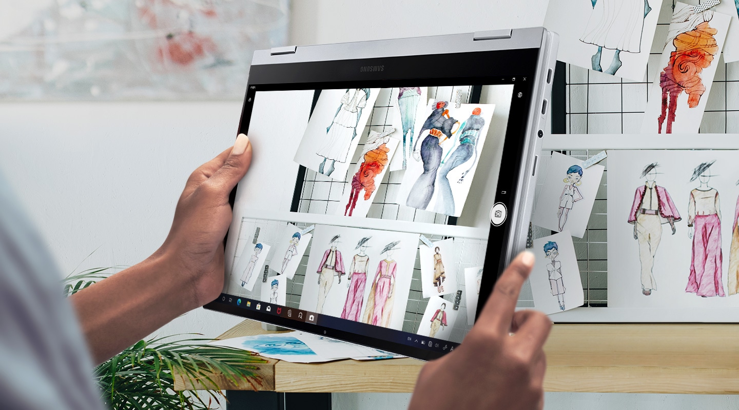 A photo of fashion sketches on the wall comes out in vivid color and high-resolution with the 13MP camera.
