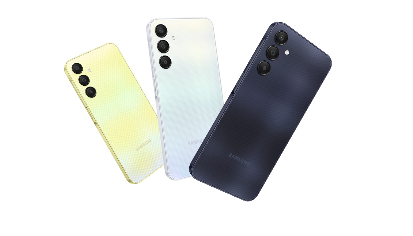 三部 Galaxy A25 5G 手機分別為鑽石黃、鑽石藍和鑽石黑，從左到右以及從遠到近的順序，展示了手機背蓋。