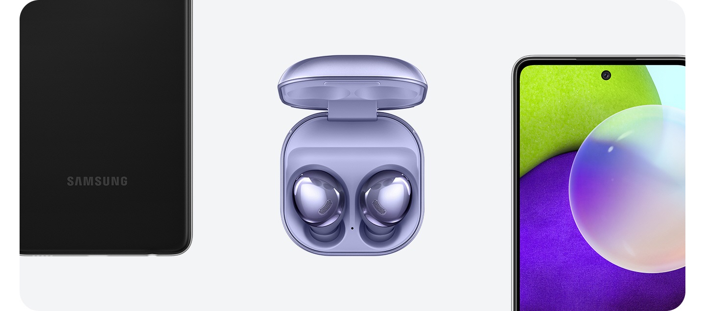 Prikazane su Google aplikacije instalirane na uređaju Galaxy A52 (Trgovina Play, YouTube, Asistent, Karte, Google, Chrome, Gmail, Fotografije). Buds Pro slušalice nalaze se u sredini, a njihova je kutijica otvorena. Gore lijevo prikazan je uređaj Galaxy A52 straga, dok je dolje desno prikazan Galaxy A52 sprijeda.
