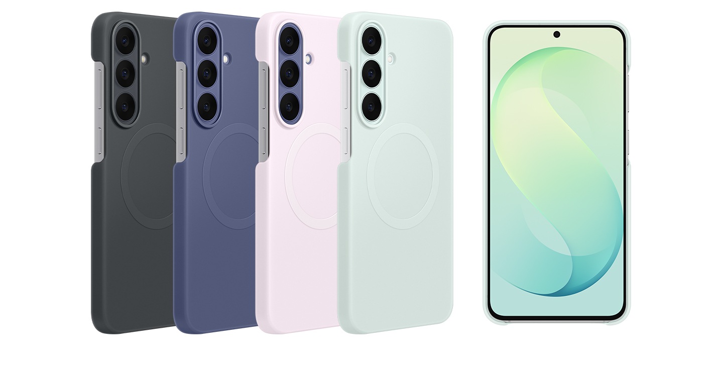 Négy, óvatosan egymásra helyezett Galaxy S26 FE készülék hátulnézetből, fekete, kék, kékeslila, rózsaszín és menta színű szilikon mágneses tokokban, mellettük elölnézetben látható egy Samsung Galaxy S26 FE egy menta színű szilikon mágneses tokban.