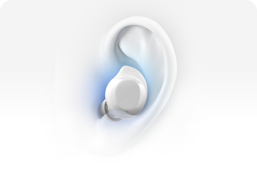 A single, white colored Galaxy Buds Core earbud first appears on screen, followed by an ear wearing the earbud. While worn, a shade appears around the earbud.
