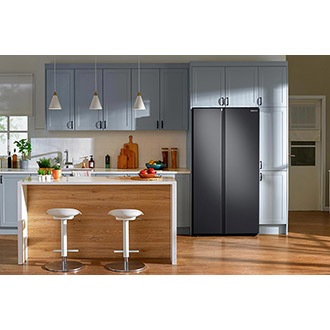 RS5000RC Refrigerator in kitchen