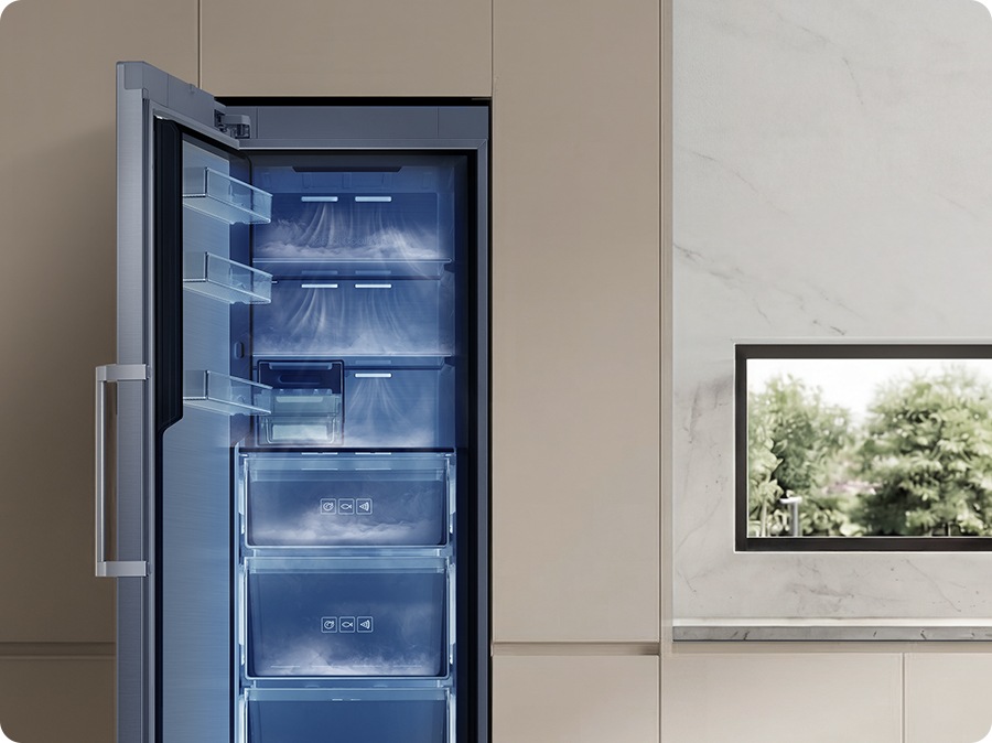 Cold air circulates evenly throughout all storage areas inside the refrigerator.