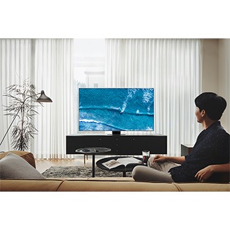 Samsung Neo QLED QN85B with Neo quantum processor 4K is showing the clear picture