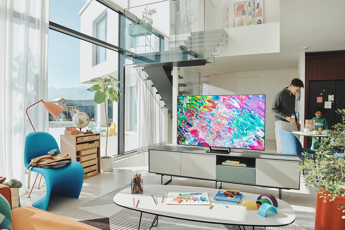 Samsung QLED Q70B is the best gaming tv by using Motion xcelerator turbo+