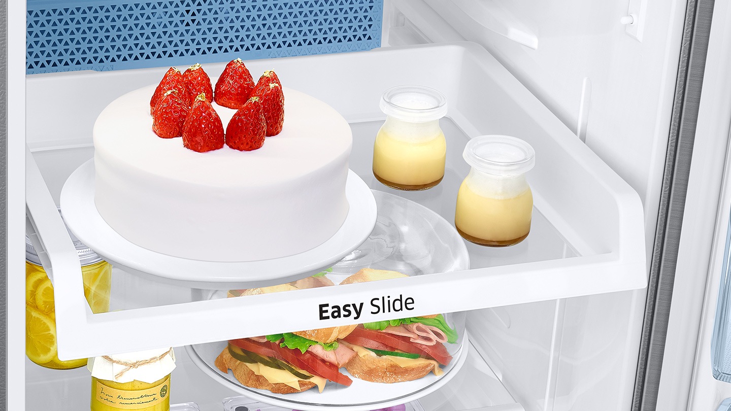 Réfrigérateur Samsung Top Mount - Étagère coulissante supplémentaire (Accéder facilement aux aliments)