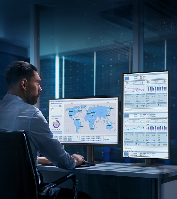 Business | 80 cm (32) 4K UHD ViewFinity S8 Monitor with type-c and