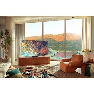 Samsung QLED QN90A with Neo quantum processor 4K is showing the clear picture