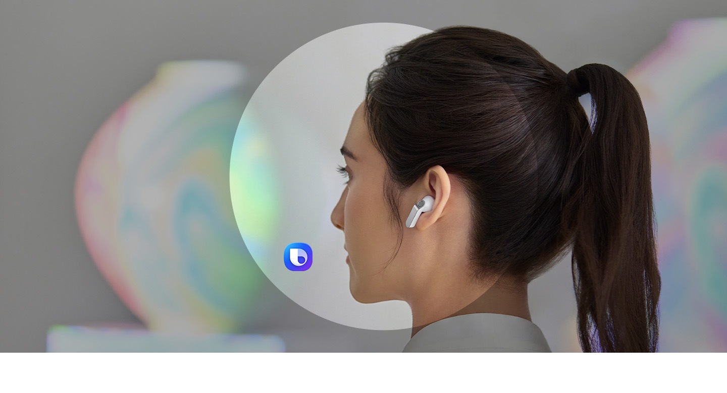 A rearview shot of a person wearing Galaxy Buds4 in White. Bixby icon indicates the AI agent is being used to provide instant answers.
