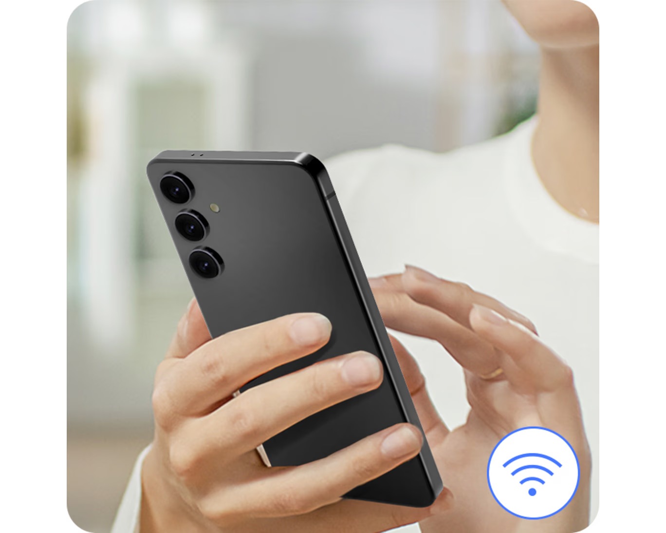 سەلاجە بە بەفرگر لە سەرەوەی RT7300D خاوەن مۆدی SmartThings AI Energy (وزە بە ژیریی دەستکردی SmartThings) زیویی