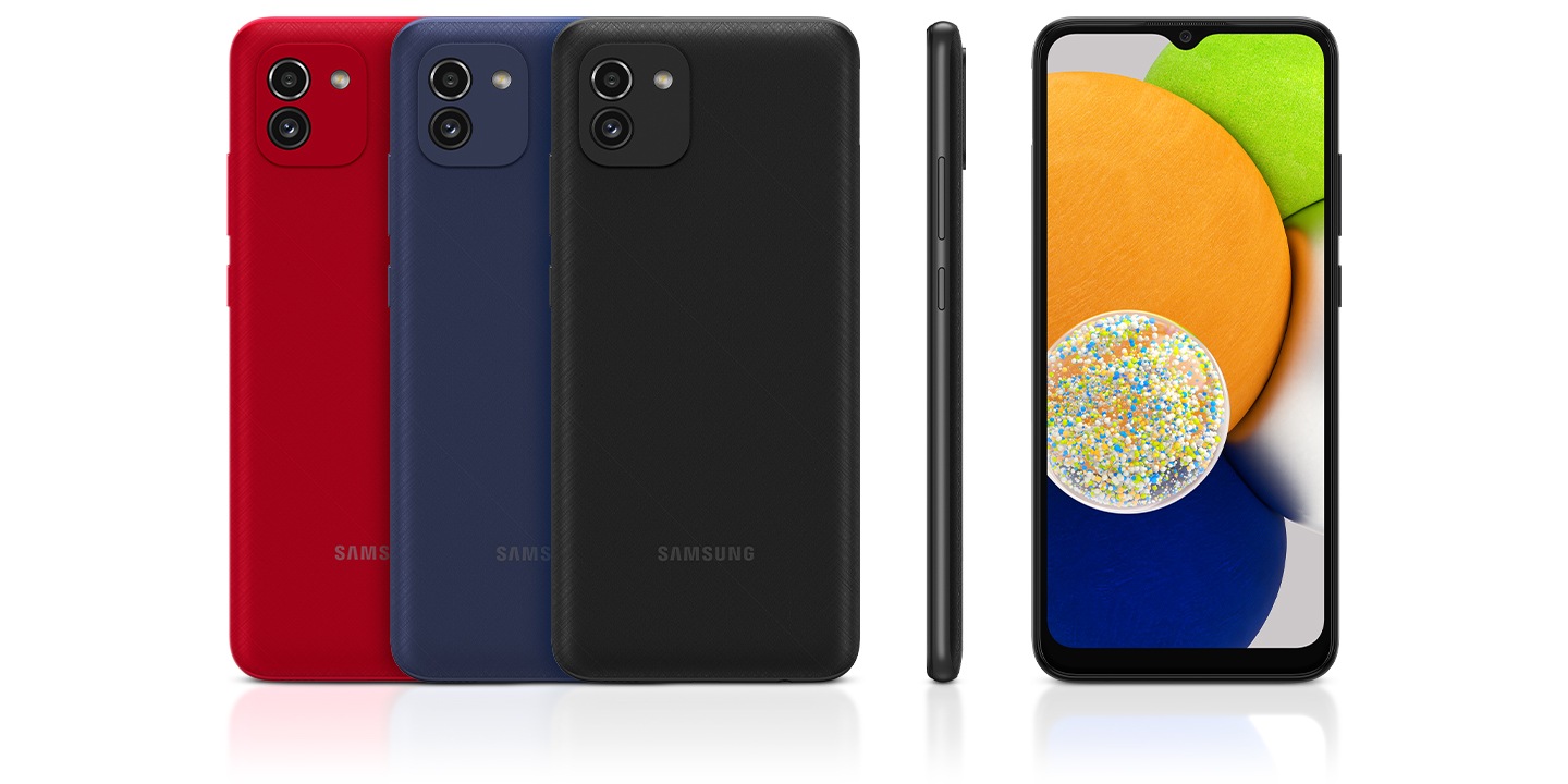 پنج دستگاه نشان داده می‌شوند تا رنگ‌ها و طراحی را به تصویر بکشند. سه تلفن برعکس به رنگ قرمز، آبی و مشکی هستند و یکی رو به جلو قرار دارد و دیگری از سمت راست دستگاه دیده می‌شود.