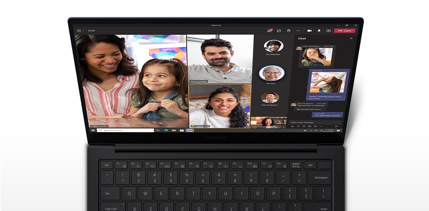 Appeared on the Galaxy Book Pro is a video call with 10 different participants smiling, talking, or making a gesture.