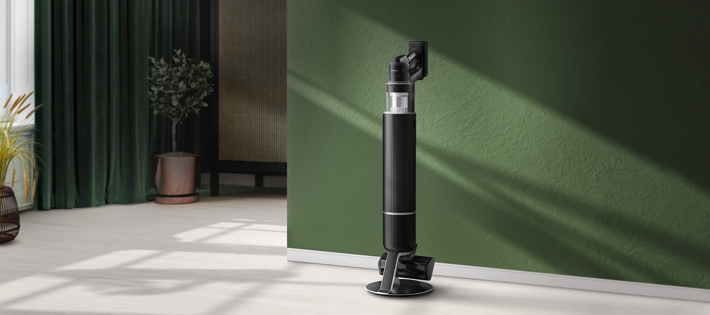 La Jet più potente di sempre*. Fino a 280 W** di potenza aspirante e svuotamento automatico del serbatoio.