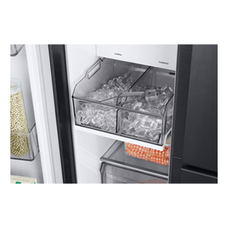 detail-dual-icemaker-with-ice Black
