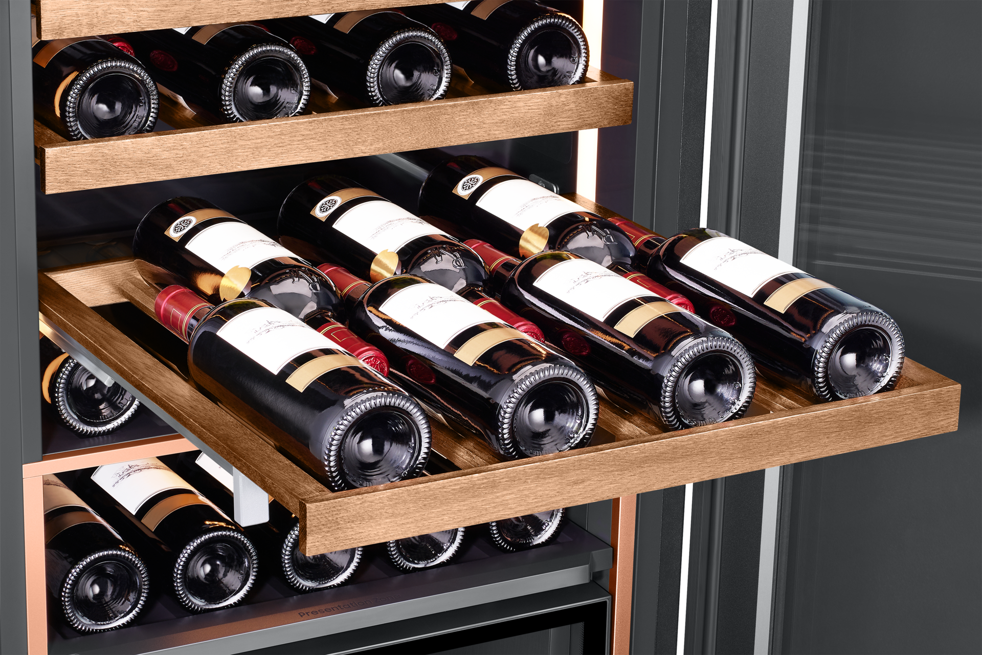 detail10-with-wine Black
