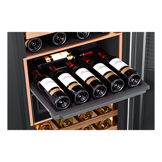 detail8-with-wine Black