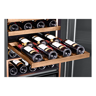 detail10-with-wine Black