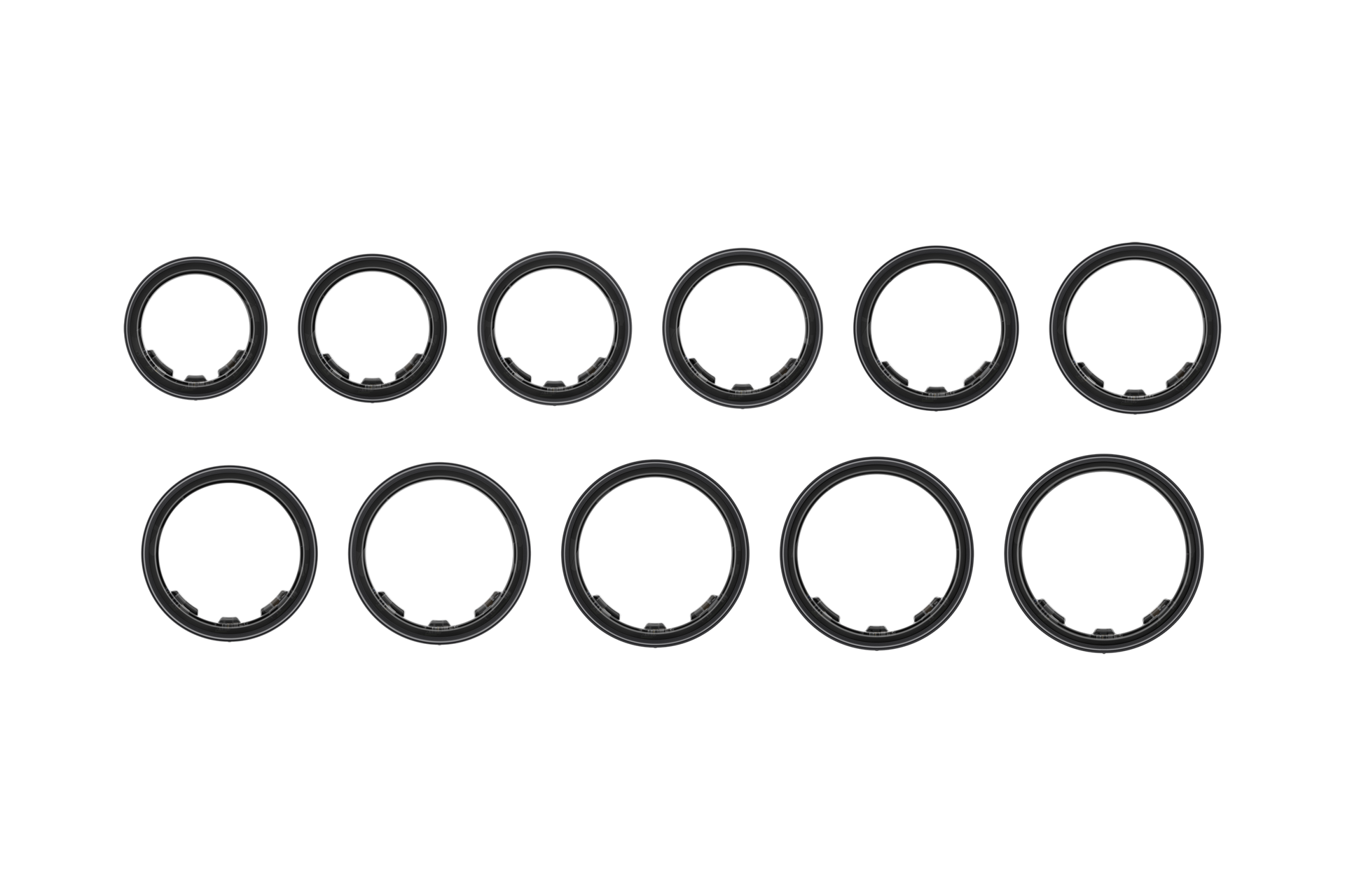 11-sizes-pack-shot Titanium Black