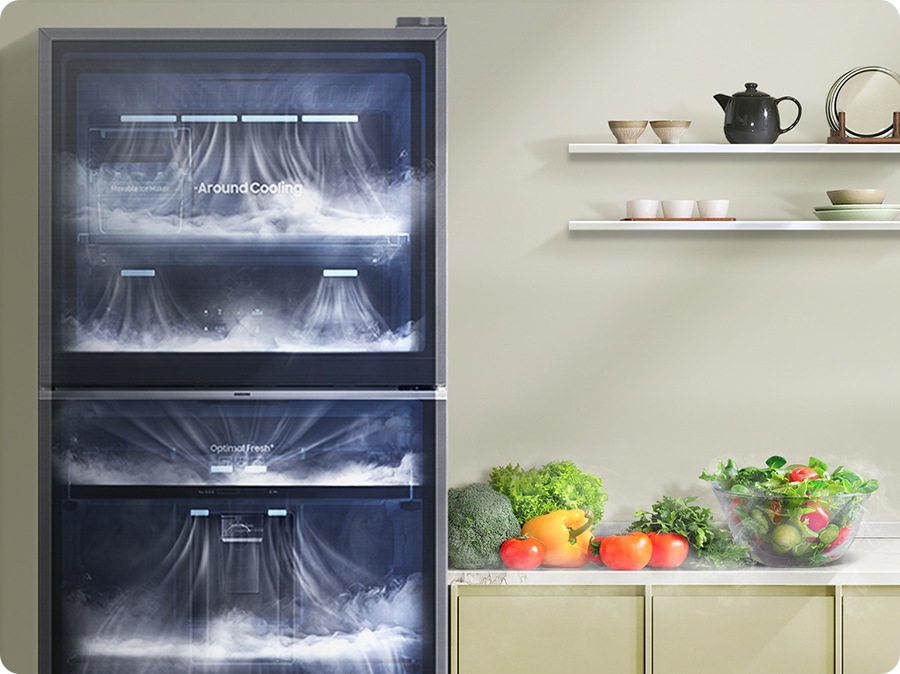 The inside of the refrigerator is visible, and cold air spreads through each storage space.