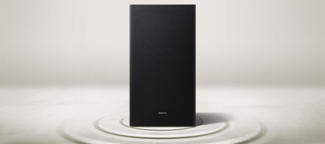 Subwoofer Samsung emitiendo potentes vibraciones de graves